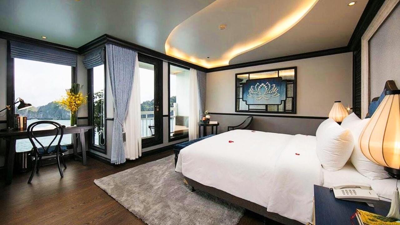 Hotel Lotus Elegance Cruise à Hạ Long Extérieur photo